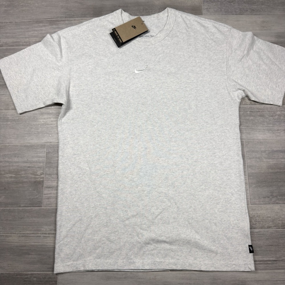 Nike Sportswear Premium Essentials T-Shirt Men's Grey Small Loose DO7392-051 NWT